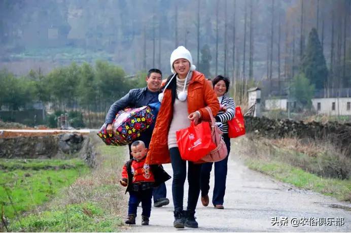 端午能不能回娘家？各地民俗对比，不回娘家不吃粽子夫妻不同房