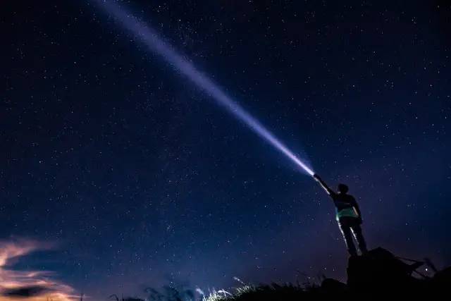 夜空中的射手——人马座